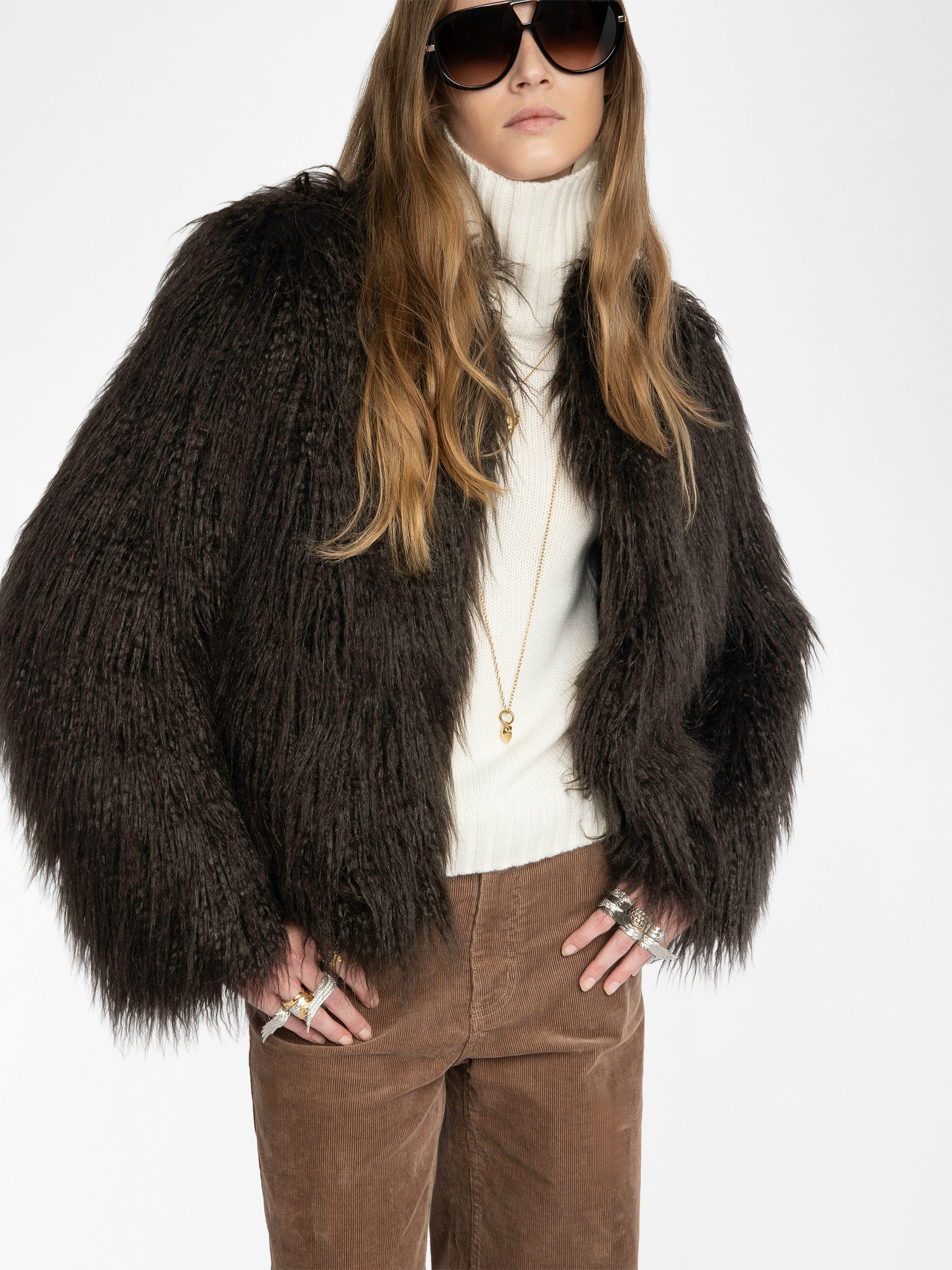 Freddie Coat - Coat in curly faux fur with long sleeves.